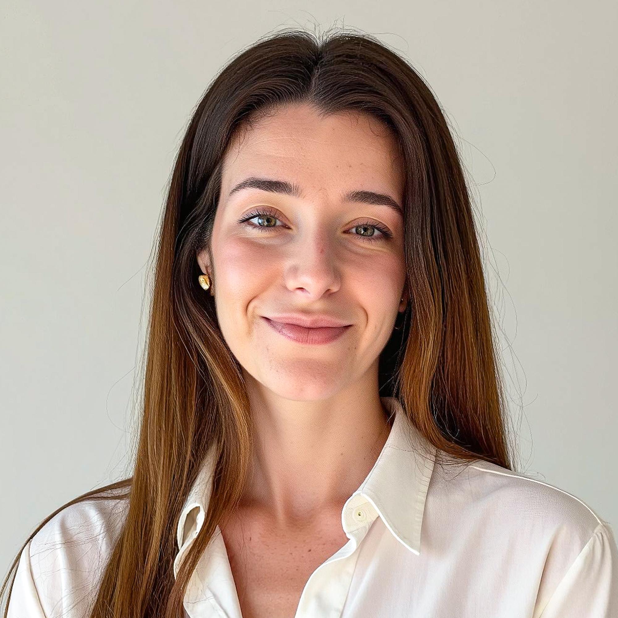 Raquel Sánchez | Comptabilitat Llach Serra