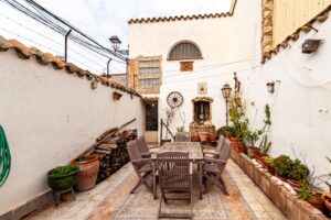 CASA EN LES MASUQUES