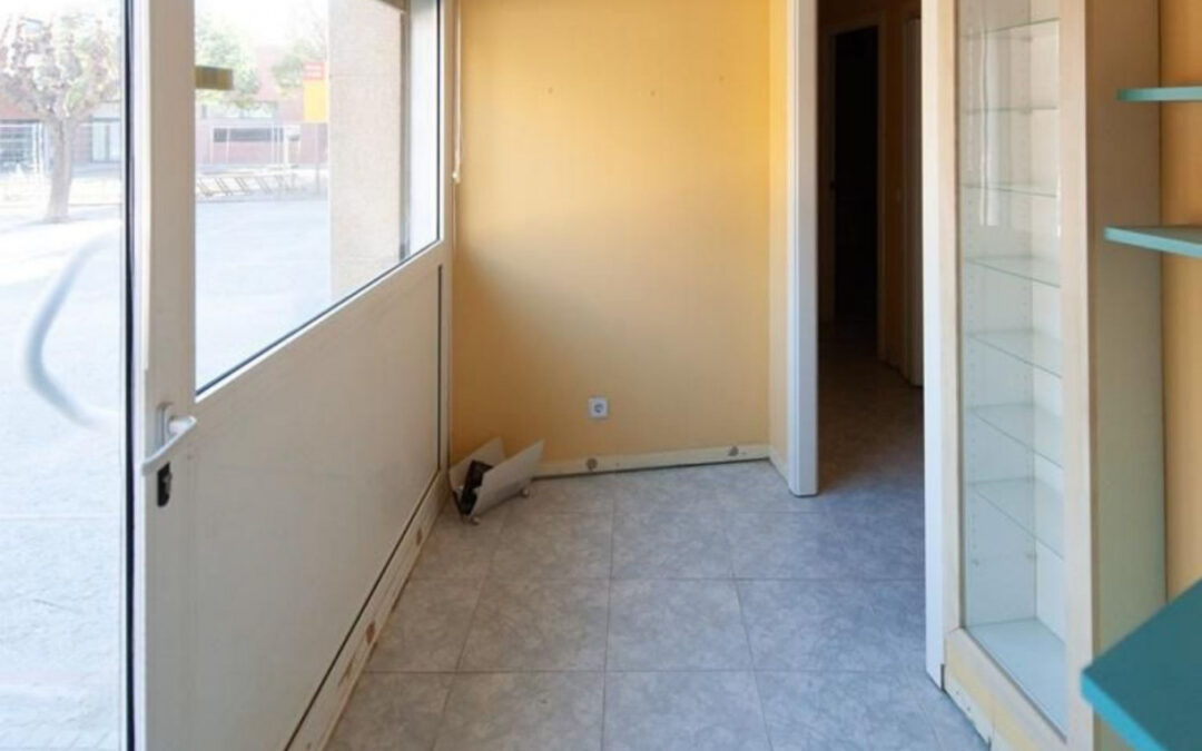 ESTUPENDO LOCAL PARA INVERTIR