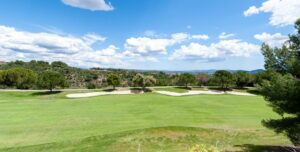 ESTUPENDO TERRENO EN MASIA BACH