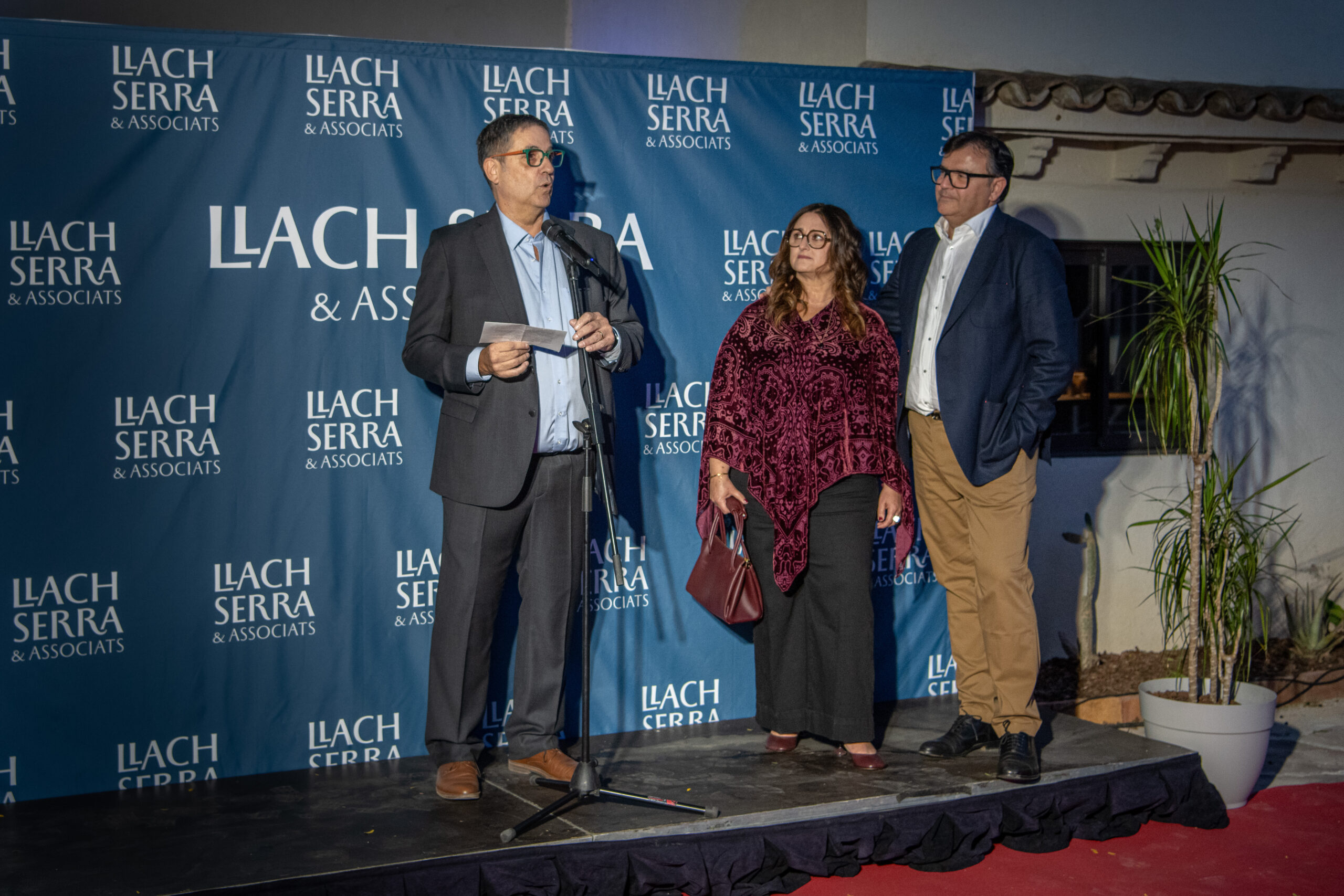 presentació-nova-oficina-llach-serra