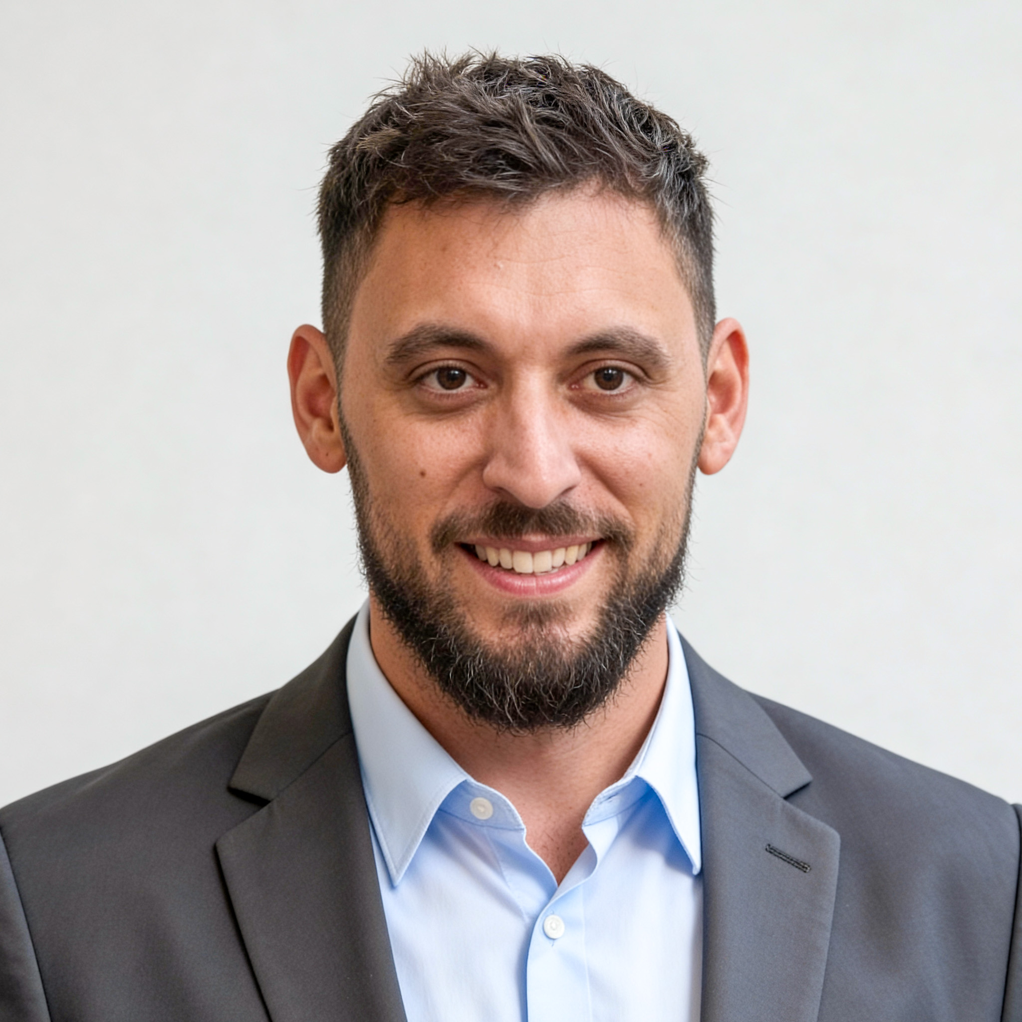 Nosaltres 8 Jonathan Sánchez, Llach Serra