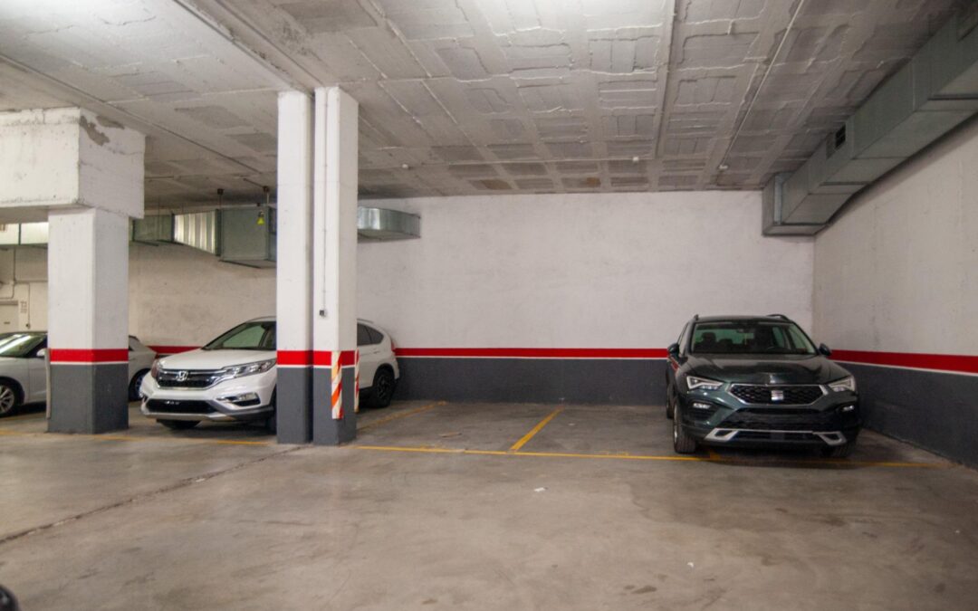 Plaza de parking con fácil acceso en la zona de Les Clotes · Vilafranca del Penedès