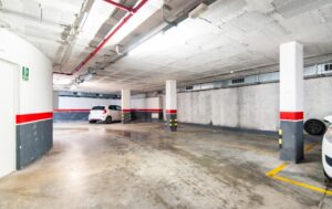 Amplia plaza de parking en Vilafranca