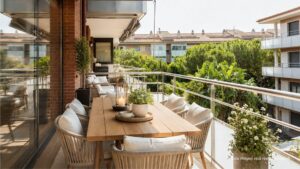 Vivienda con terraza, vistas a piscina y confort premium en Gavà