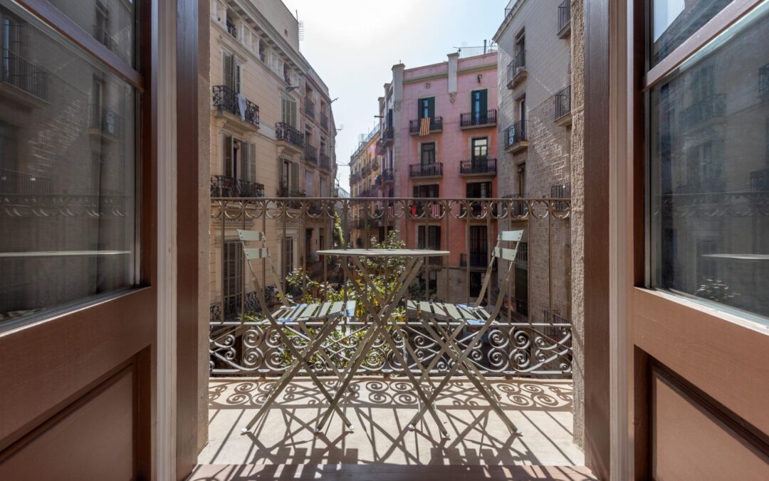 ALQUILER VACACIONAL de LET’S LIVE BARCELONA